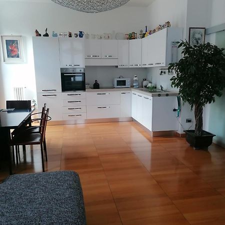 科莫Casa Laura别墅 外观 照片